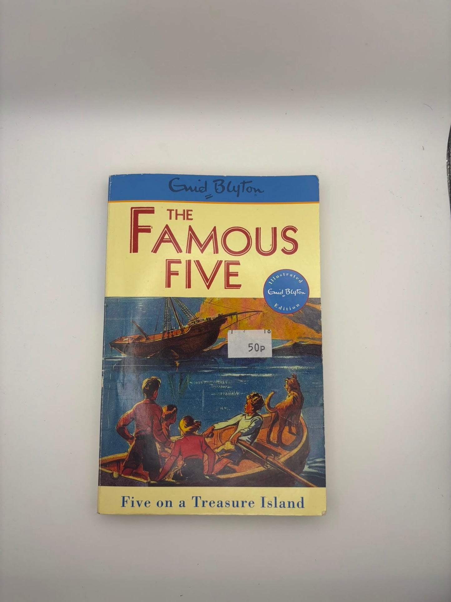 Famous Five: Five on a Treasure Island