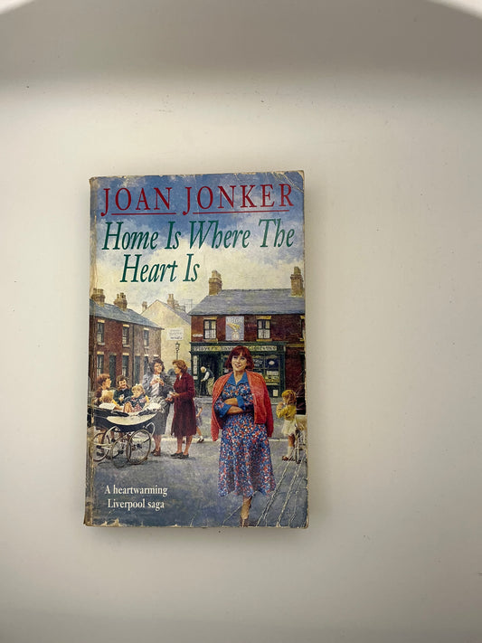 Eileen Gillmoss: Home Is Where the Heart Is