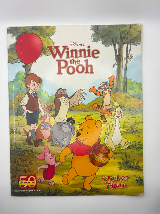 Disney Winnie the Pooh: Sticker Book