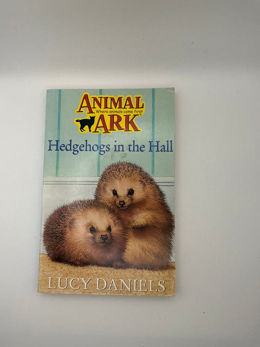 Animal Ark: Hedgehogs in the Hall