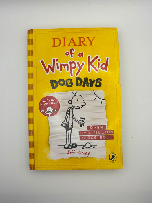 Diary of a Wimpy Kid: Diary of a Wimpy Kid: Dog Days (Book 4)