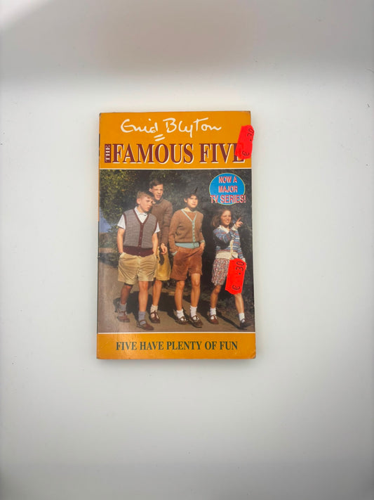 Famous Five: Five Have Plenty of Fun