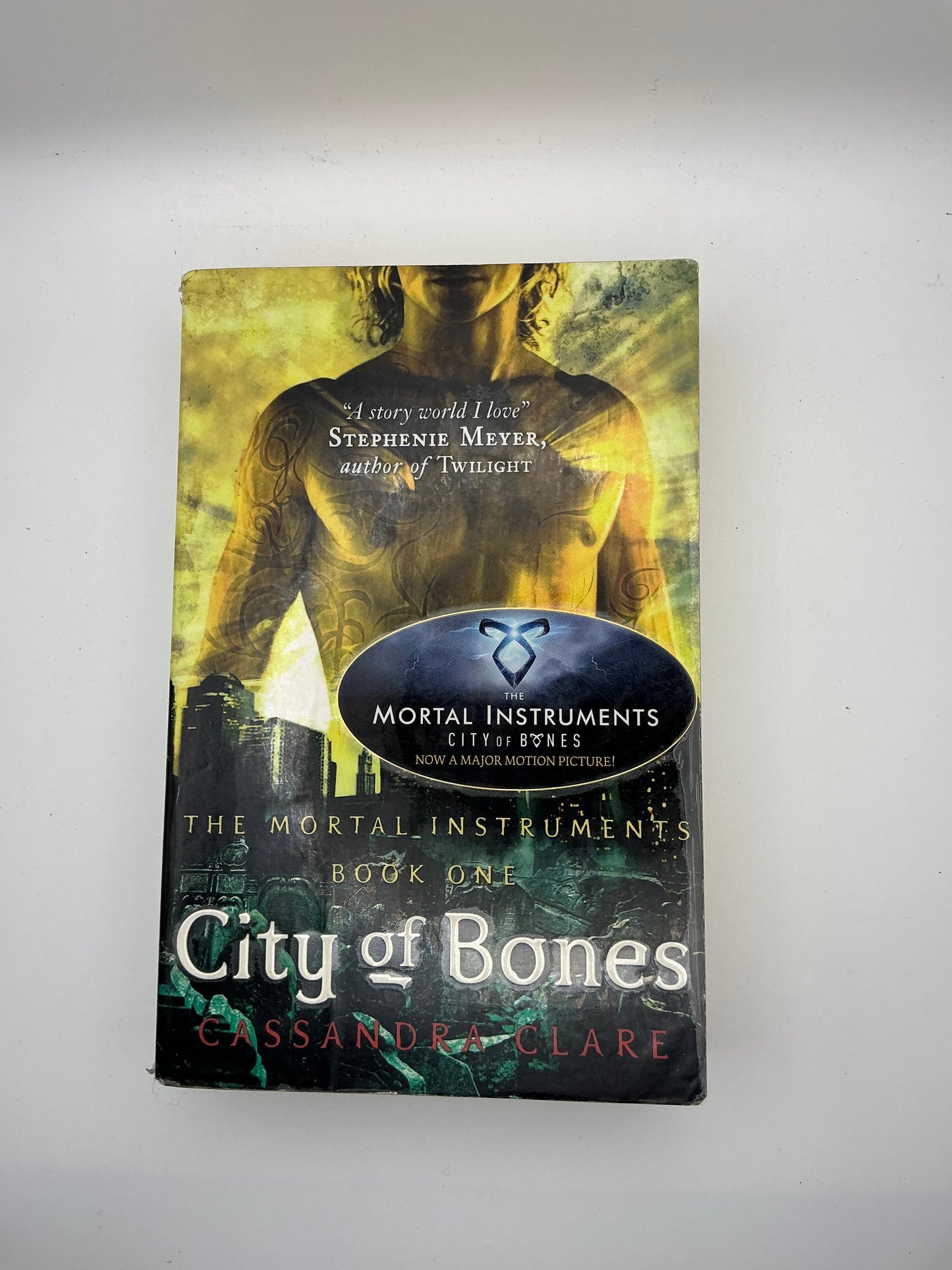 The Mortal Instruments: City of Bones: Movie Tie-in Edition