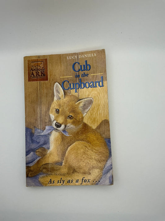 Animal Ark: Cub in the Cupboard